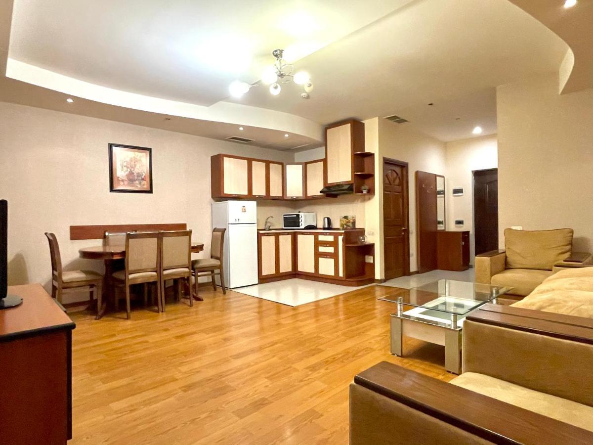 Apartments Emili Ереван Екстериор снимка