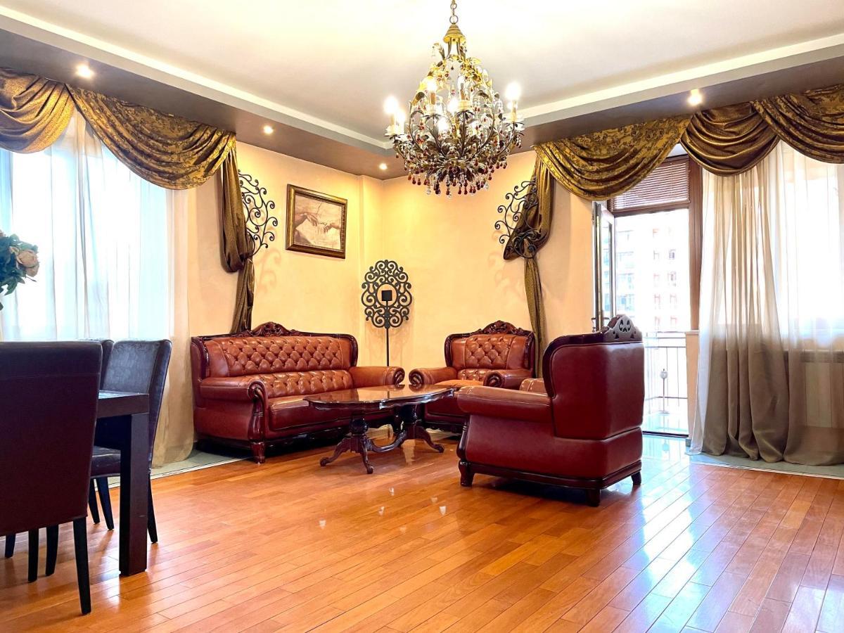 Apartments Emili Ереван Екстериор снимка