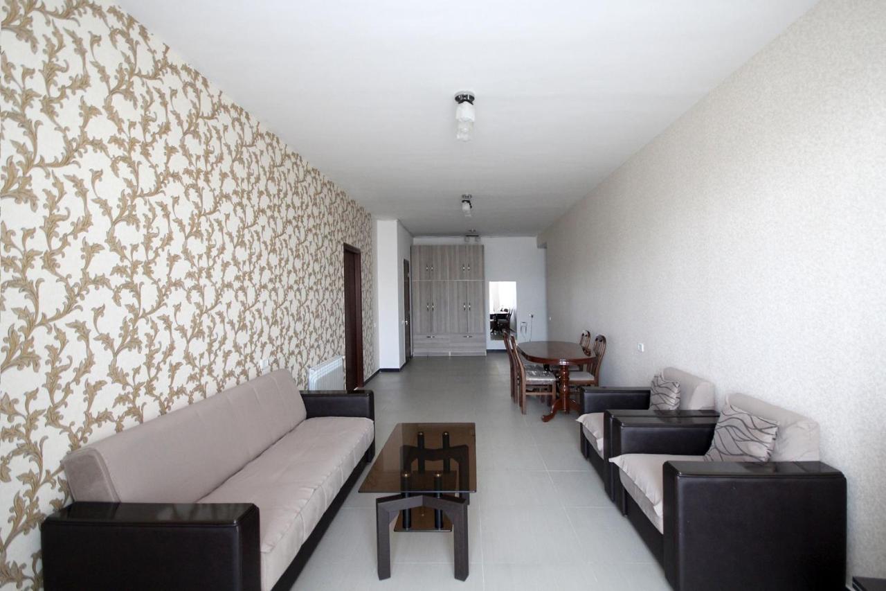 Apartments Emili Ереван Екстериор снимка