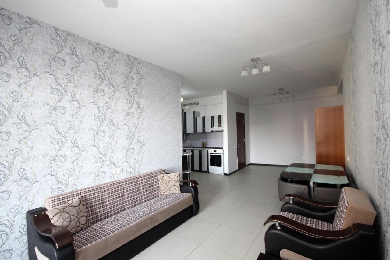 Apartments Emili Ереван Екстериор снимка