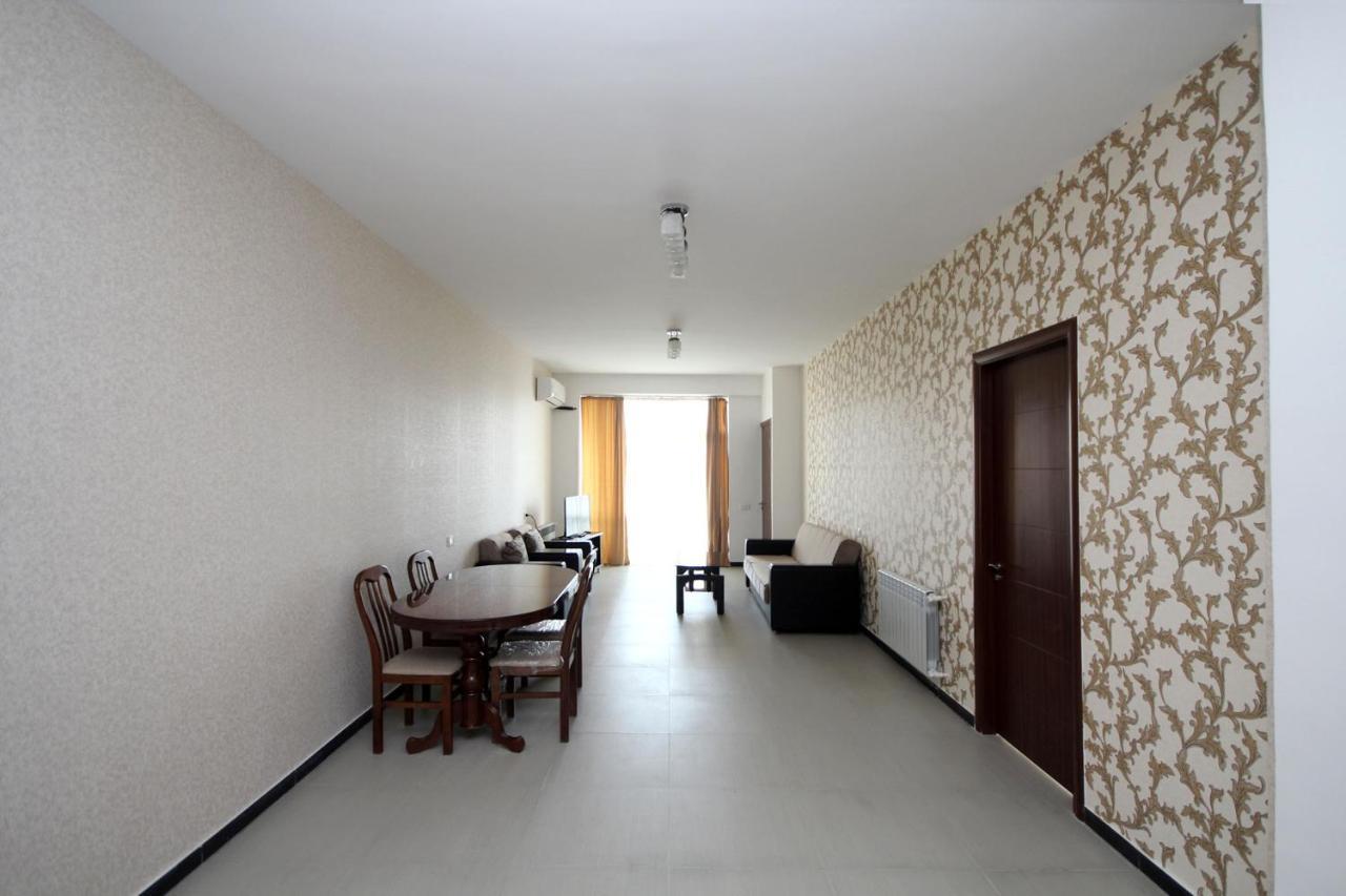 Apartments Emili Ереван Екстериор снимка