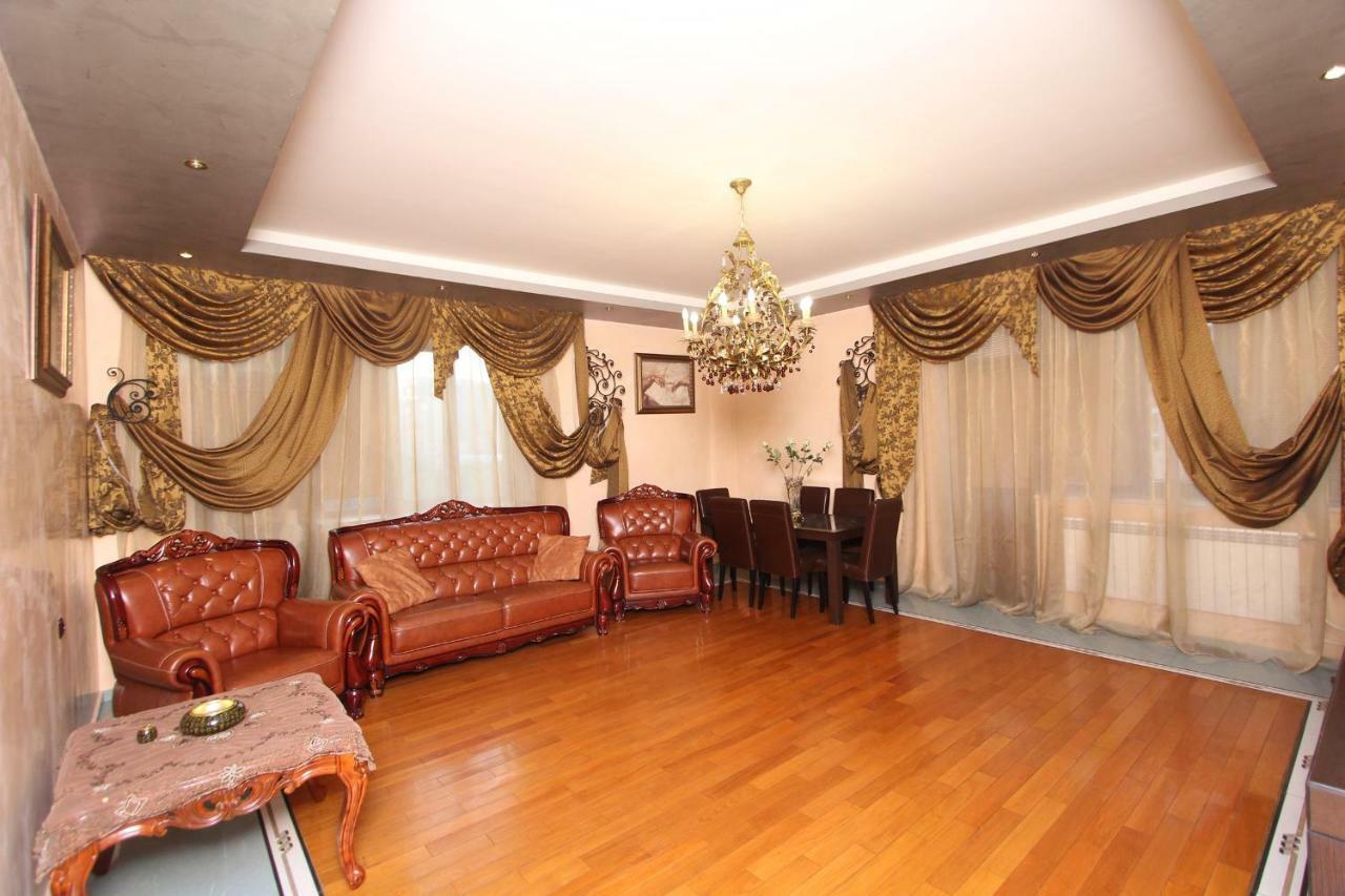 Apartments Emili Ереван Екстериор снимка