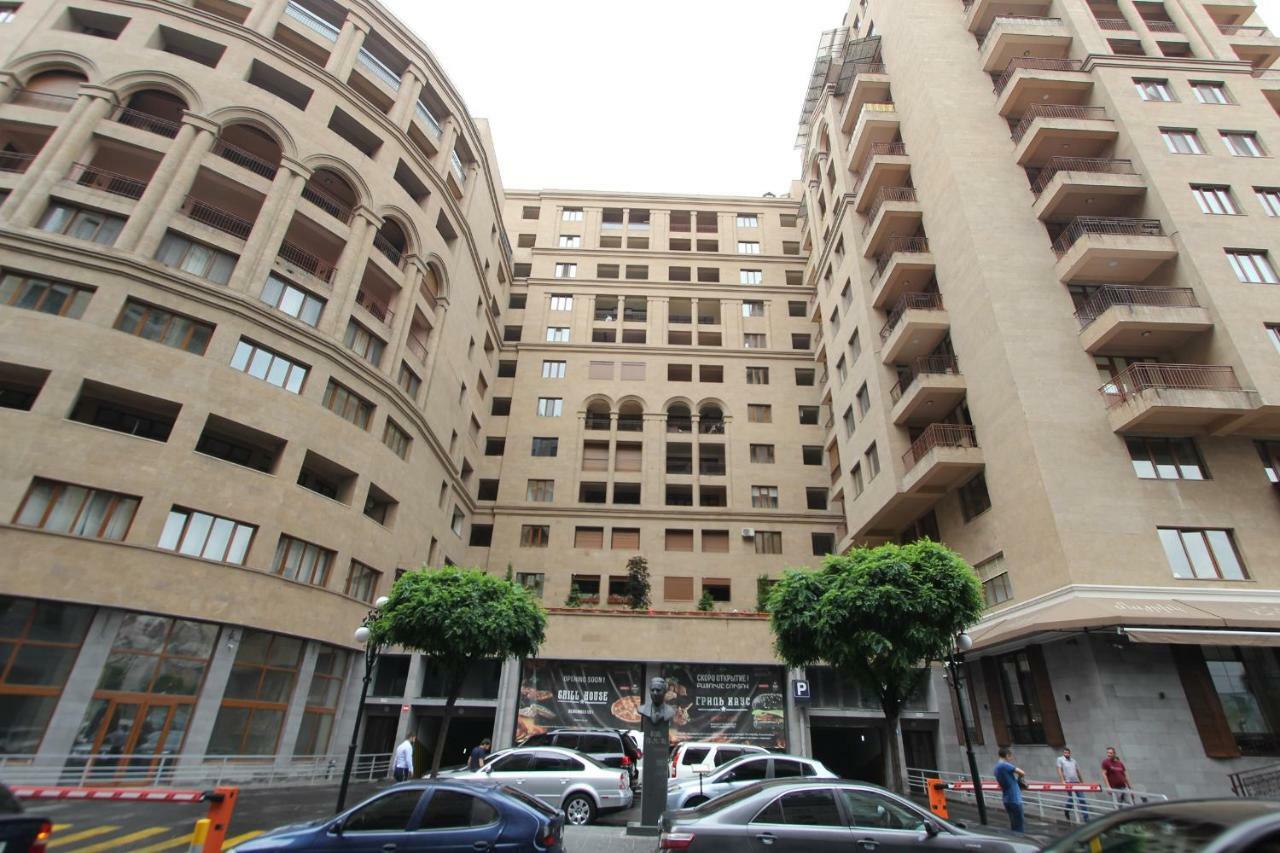 Apartments Emili Ереван Екстериор снимка